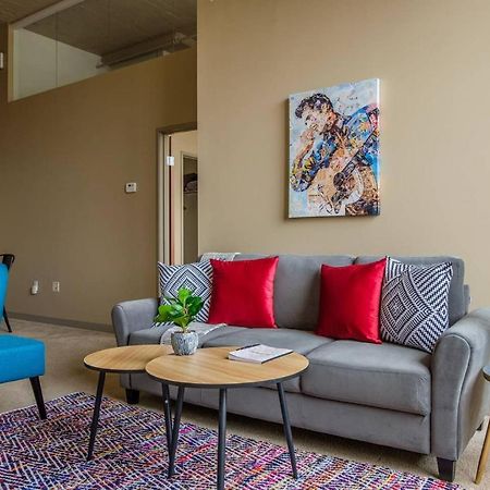 Frontdesk Waterfront Apts Downtown Cleveland公寓 外观 照片
